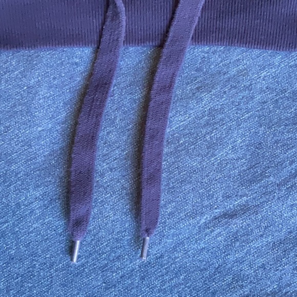 Marquette University Hoodie - Picture 6 of 8